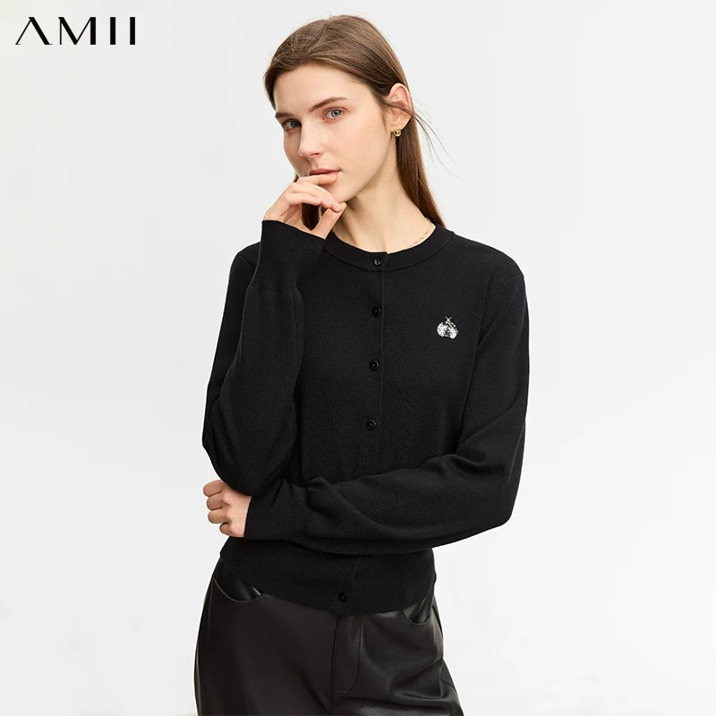 Embroidery Lady Bug - AMII Minimalist Woolly Sweater for Women