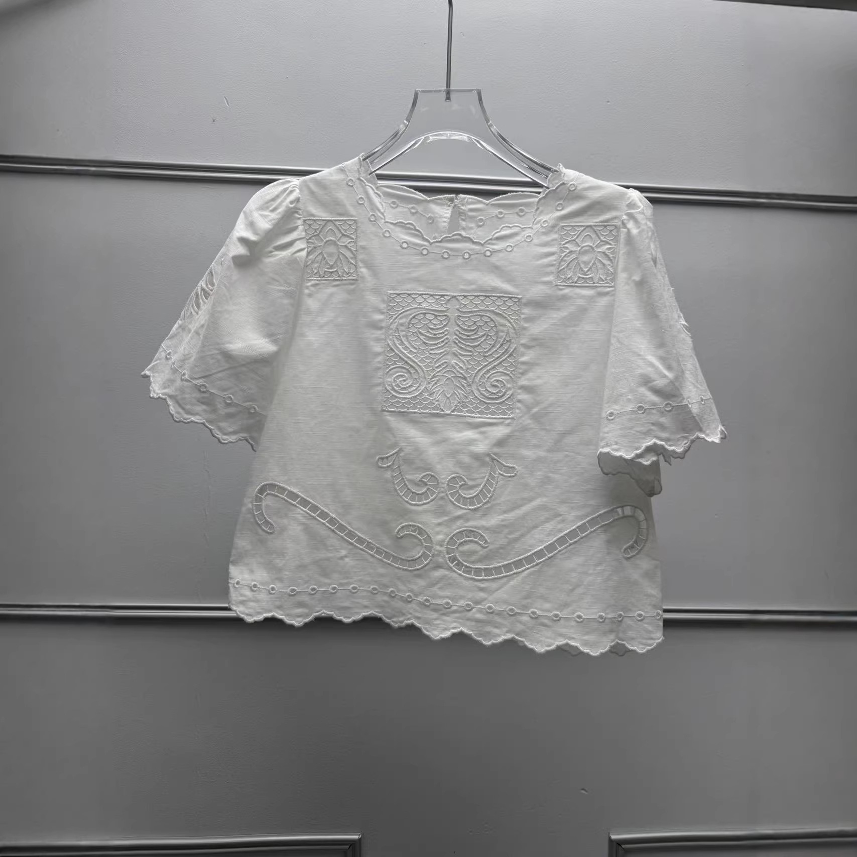 Slimming Effect Hollow out Emb - огляд і ціна Embroidery Effect