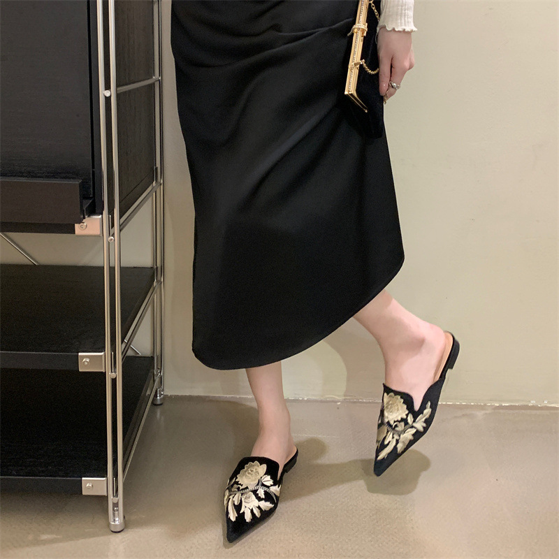 2026 New Women's Shoes Embroid - огляд і ціна Embroidery Flower
