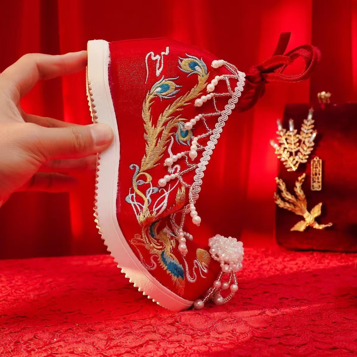 Women New Red Embroidered Wedd - огляд і ціна Embroidery Wedding