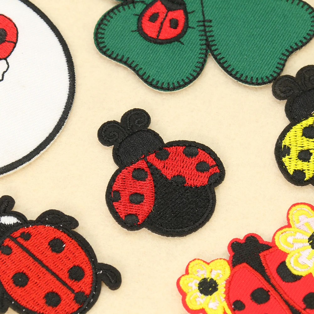 2PC Cartoon Ladybug Four-leaf  - огляд і ціна Embroidery Lady Bug